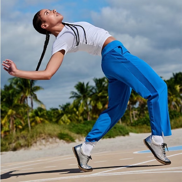 Athleta Pants - Athleta Brooklyn Mid Rise Ankle Pant